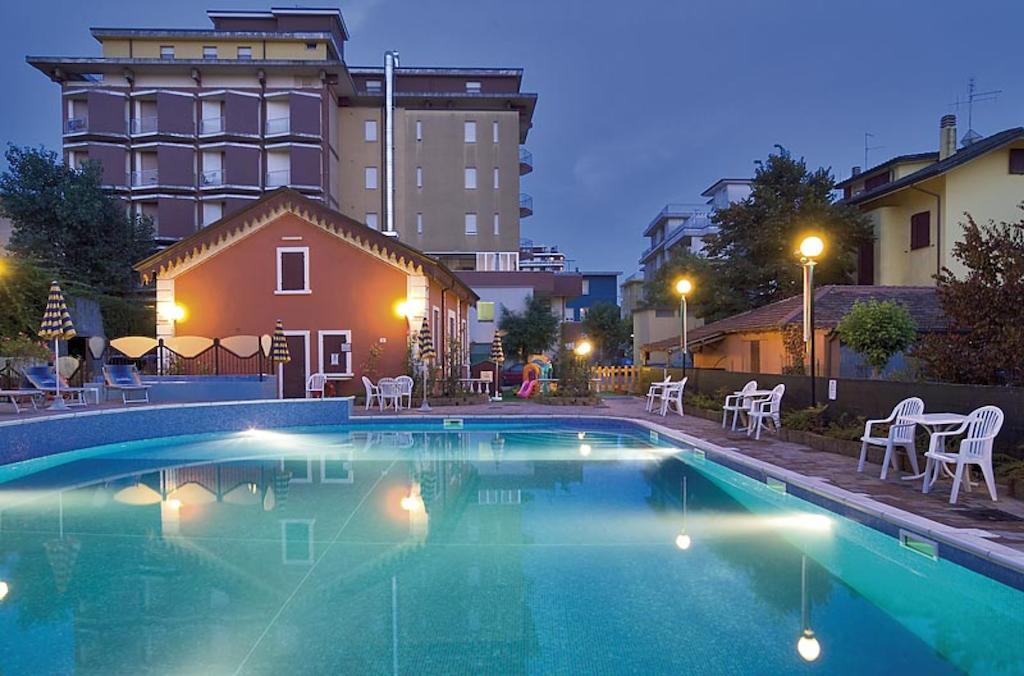 Hotel Sorriso 벨레지아아지마리나 외부 사진
