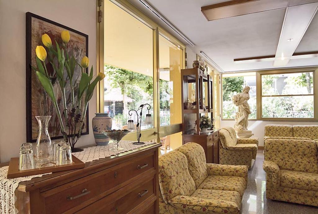 Hotel Sorriso 벨레지아아지마리나 외부 사진
