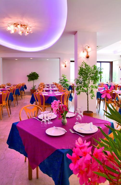 Hotel Sorriso 벨레지아아지마리나 외부 사진