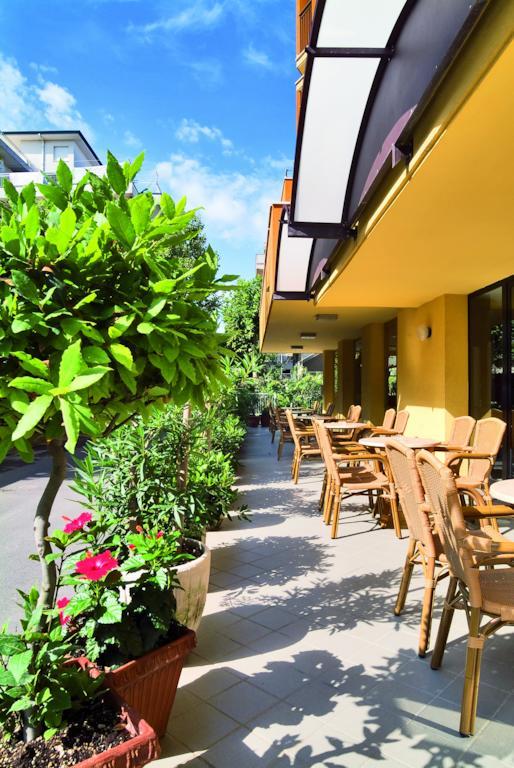 Hotel Sorriso 벨레지아아지마리나 외부 사진