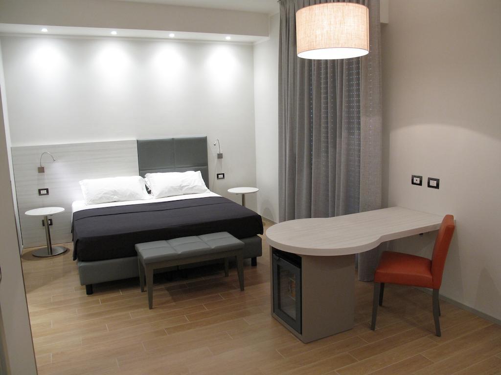 Hotel Sorriso 벨레지아아지마리나 객실 사진